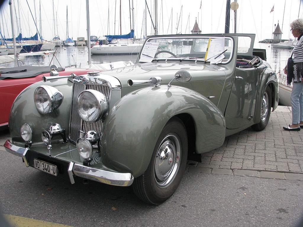 Triumph Roadster 1800